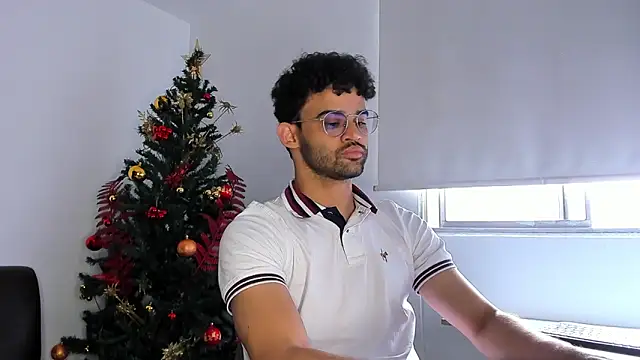 andrewChris  online show from December 2, 8:00 pm