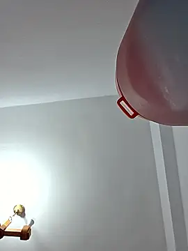 NeredaXxx online show from January 6, 8:45 pm