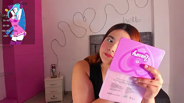 jisoo   online show from November 17, 12:50 pm