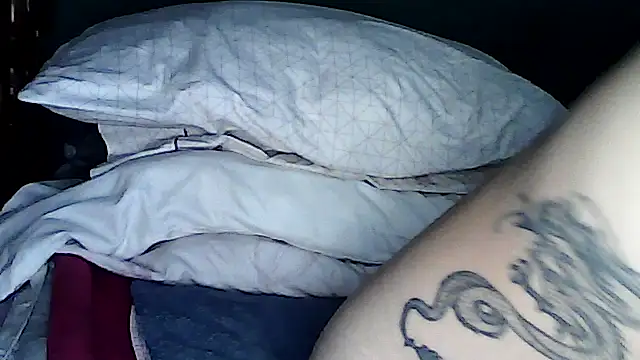 DarkElfSorceress online show from March 14, 11:44 am