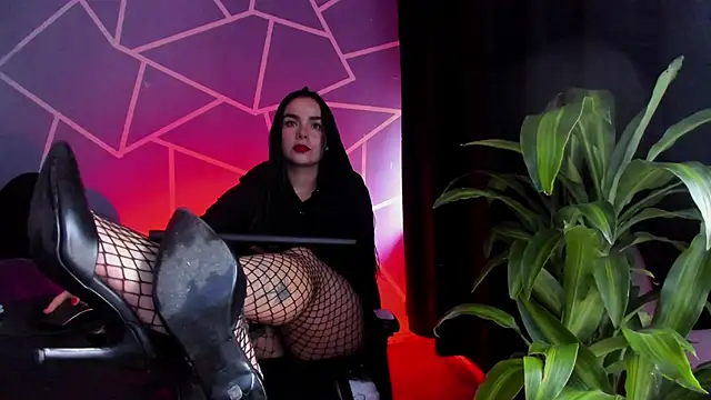 Snapshot of thakytona chatting on October 19, 8:00 pm thakytona online show from October 19, 8:00 pm