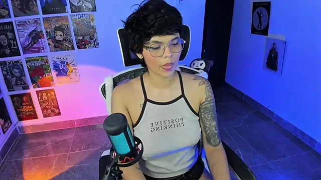 gooddess isis online show from February 24, 4:00 am