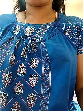 Tamil Shalini Lustyy online show from February 17, 4:45 am