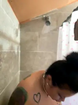 ImHisFavorite304 x online show from October 14, 10:12 pm