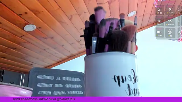 Darkness jones  online show from April 7, 8:44 pm