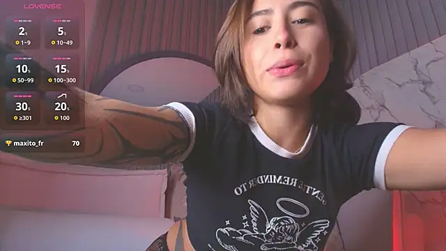 Franchesca De Luca online show from November 18, 10:33 pm