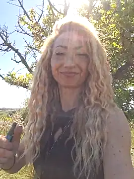 harleyejoker1 online show from April 7, 1:02 pm