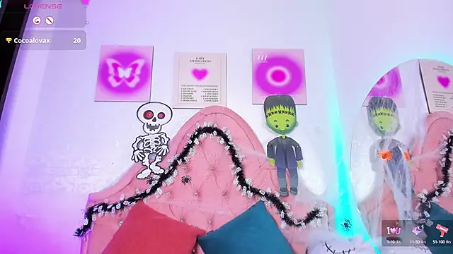 amandalee01 online show from October 13, 9:39 pm