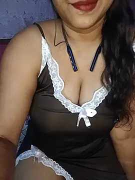Sexy Mona Bhabhi online show from July 24, 6:49 pm