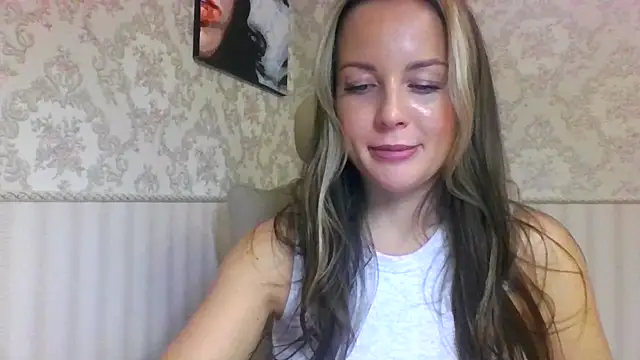 jennifer838 online show from December 16, 6:36 pm