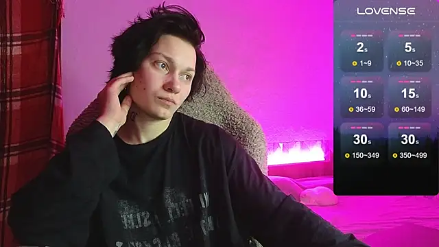 esajukyy online show from December 17, 3:38 pm