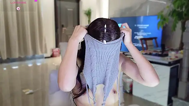 pinnnnnnk online show from February 11, 12:03 am