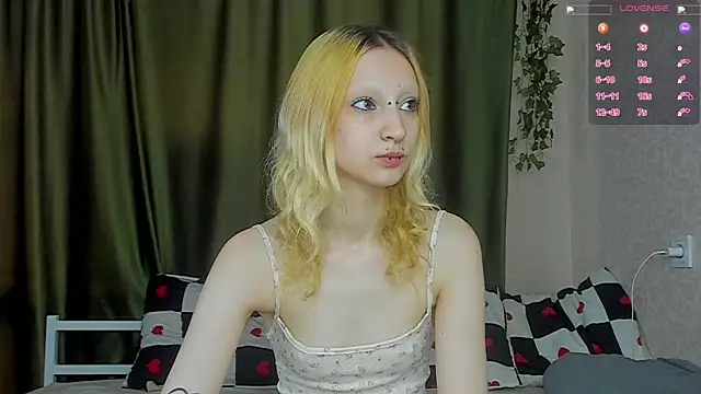 Lexy-Woorhez online show from May 6, 11:25 am