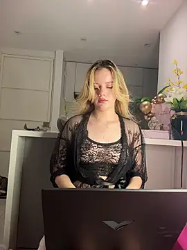 NicoleCut online show from February 14, 10:06 am