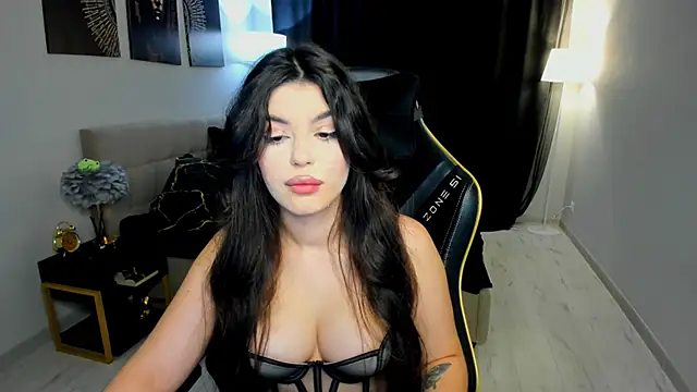 AlluringAriel online show from February 4, 4:15 am