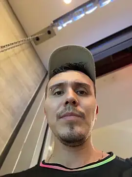 adam-rivera online show from June 3, 1:18 am