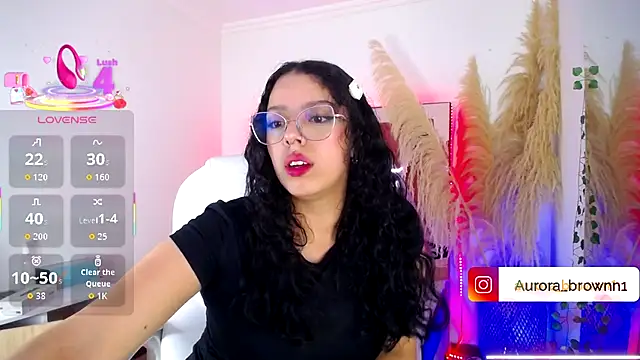 Snapshot of Aurora_Brownn chatting on September 23, 4:32 am Aurora Brownn online show from September 23, 4:32 am
