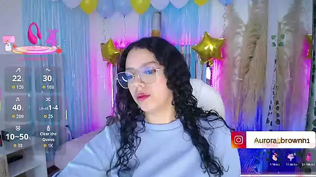 Snapshot of Aurora_Brownn chatting on September 24, 4:33 am Aurora Brownn online show from September 24, 4:33 am