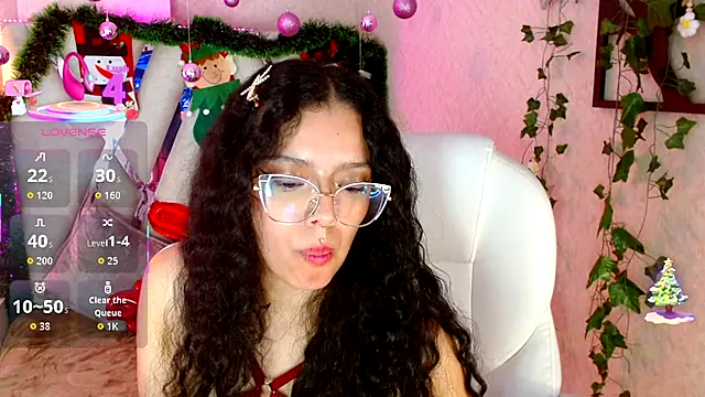 Aurora Brownn online show from December 21, 5:12 am