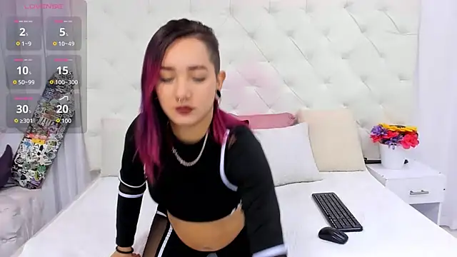 Snapshot of Valerik_cano1 chatting on September 22, 12:03 pm Valerik cano1 online show from September 22, 12:03 pm