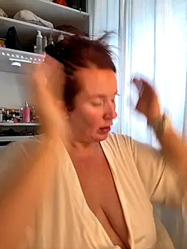 Engel mia online show from October 16, 1:14 pm