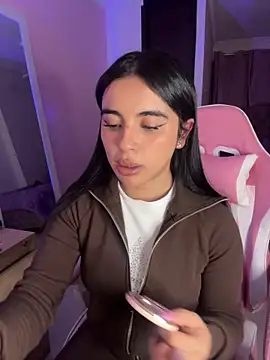 Emily-14 online show from April 28, 1:14 am