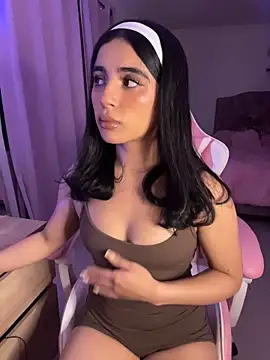 Emily-14 online show from June 17, 2:57 am
