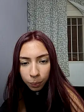 Snapshot of Jazmin-Cerezita chatting on September 19, 3:27 am Jazmin-Cerezita online show from September 19, 3:27 am