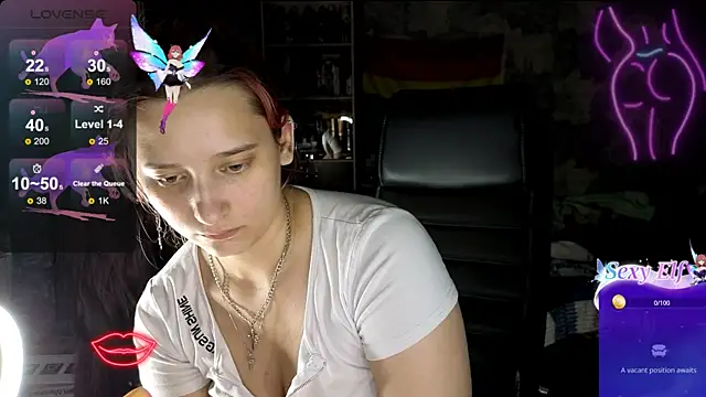 RachelPirce online show from June 15, 6:30 pm