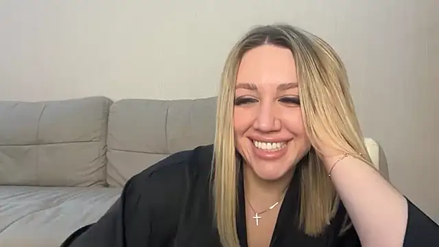 VickyLove047 online show from October 4, 8:42 am