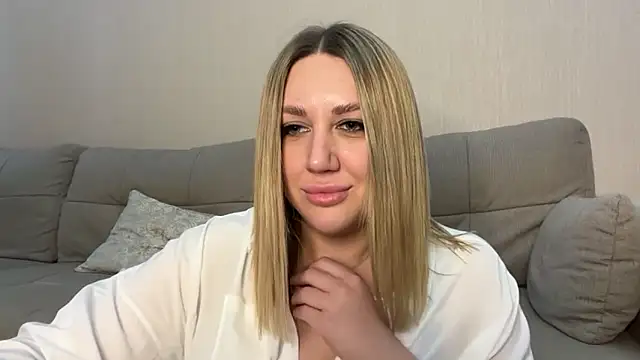 VickyLove047 online show from September 28, 9:25 am