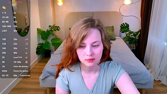 DarkErica online show from April 7, 1:35 pm