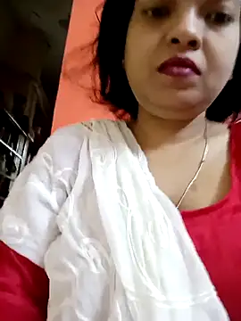 Snapshot of sunita-doll chatting on September 29, 1:43 am sunita-doll online show from September 29, 1:43 am