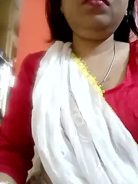 Snapshot of sunita-doll chatting on September 25, 2:32 am sunita-doll online show from September 25, 2:32 am