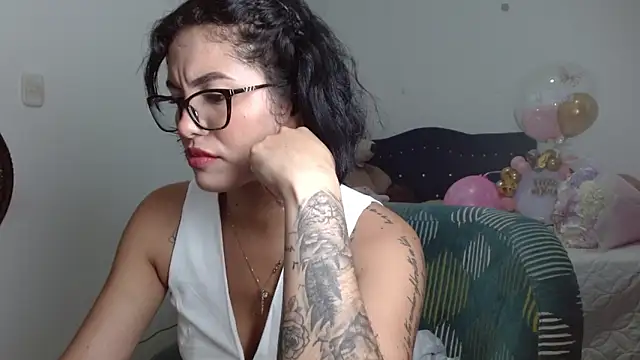 Sexy Lia  online show from February 7, 2:37 am