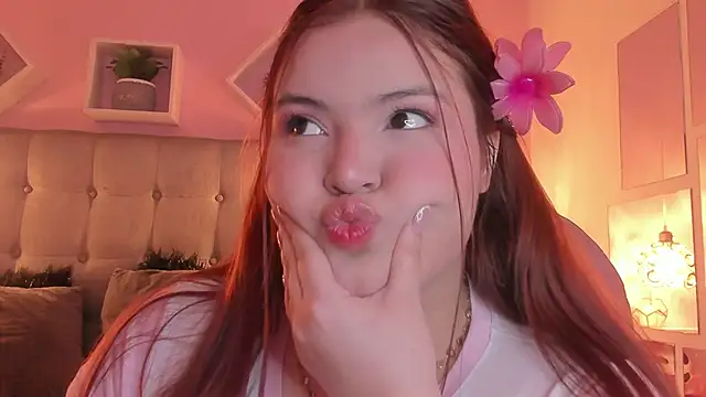 Snapshot of melanie_hh chatting on September 13, 4:20 am melanie hh online show from September 13, 4:20 am