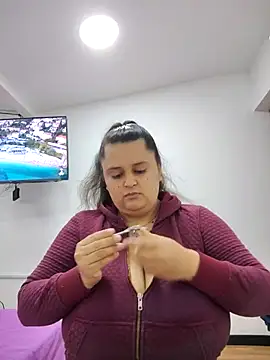 Miss balloonsmila online show from October 19, 3:19 am