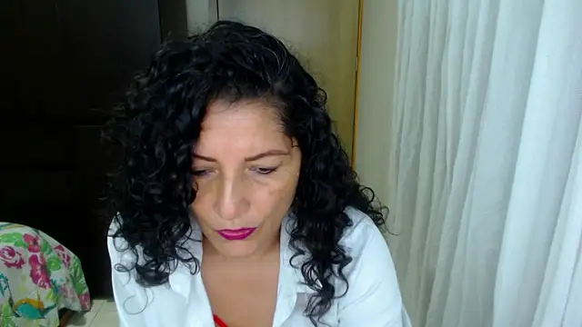 arianna ros3 online show from May 9, 1:40 am