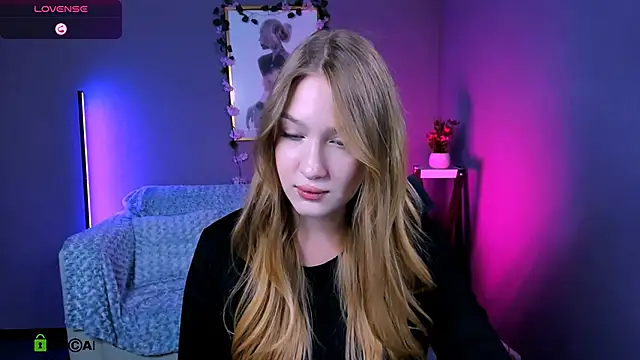 playful sophie online show from October 6, 9:41 pm