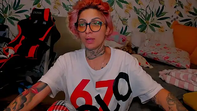 Lucky Deniz online show from December 13, 11:21 pm