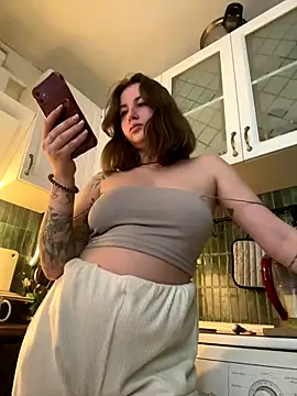 MayaMystic online show from December 20, 11:03 am