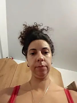 Snapshot of naughty69curls chatting on September 15, 6:59 pm naughty69curls online show from September 15, 6:59 pm