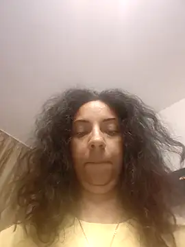 Snapshot of naughty69curls chatting on September 26, 6:49 pm naughty69curls online show from September 26, 6:49 pm