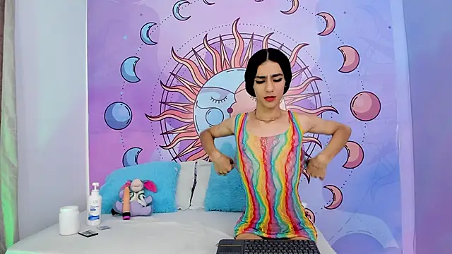 Mariana 16  online show from December 3, 7:49 pm