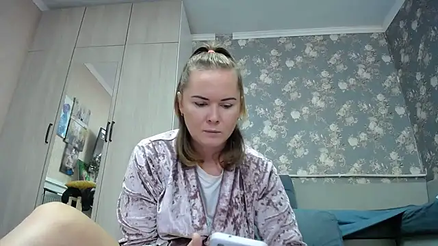 Snapshot of _Miss_Vanilla_ chatting on September 22, 6:01 am  Miss Vanilla  online show from September 22, 6:01 am