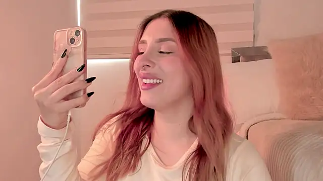 Alissonroses online show from June 11, 8:05 pm