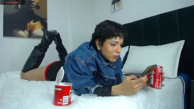 AbrilSonne online show from November 28, 10:24 pm