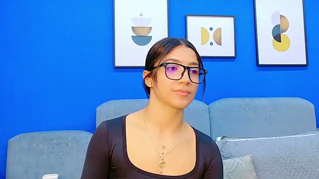 martina roldam online show from February 10, 9:29 pm