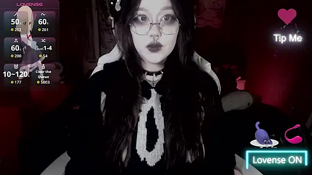 Snapshot of chloe_crystall_killer chatting on October 12, 9:44 am chloe crystall killer online show from October 12, 9:44 am