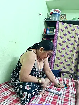 Snapshot of sivani_asha chatting on September 20, 3:49 am sivani asha online show from September 20, 3:49 am